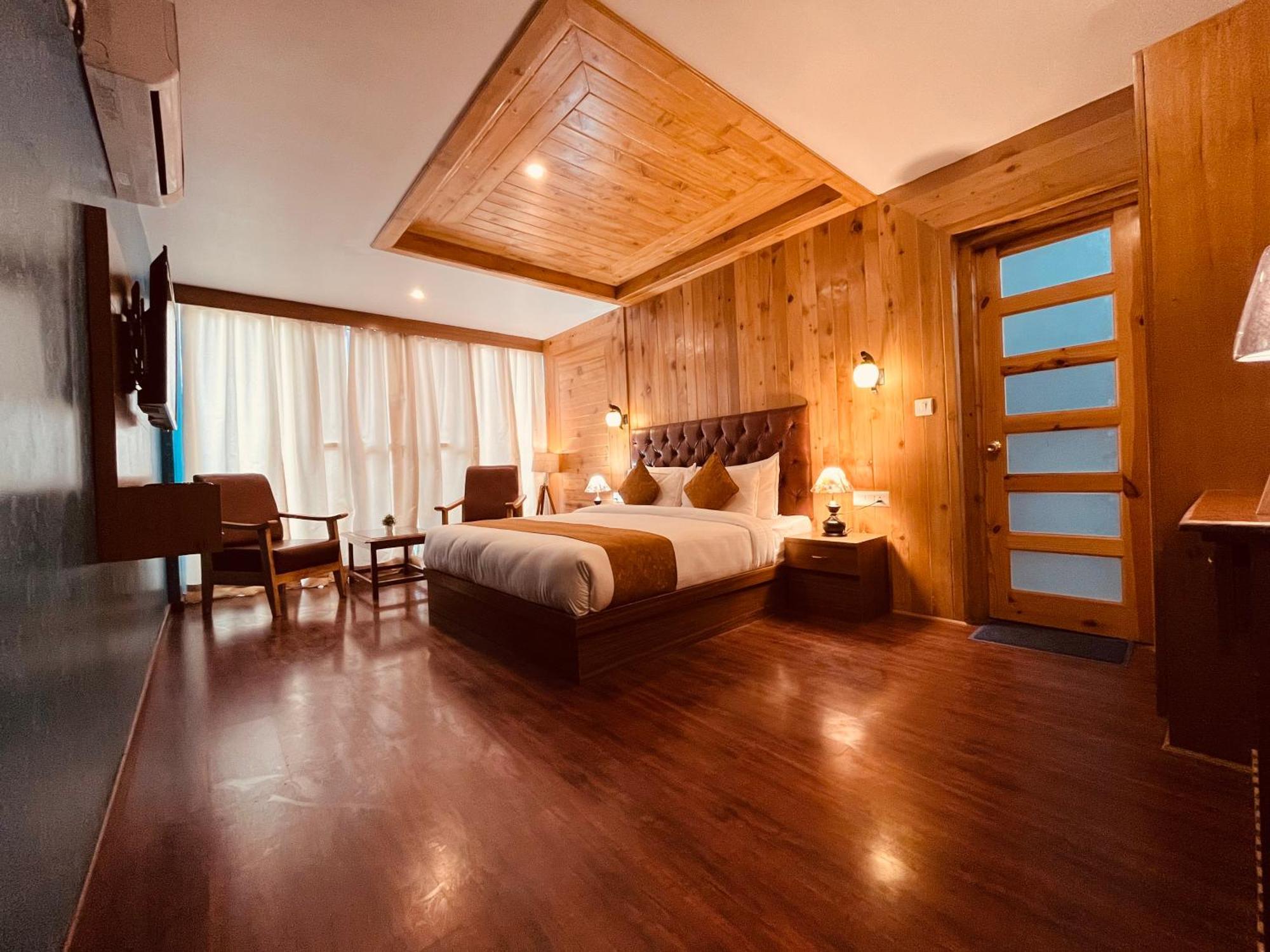 Tata Vista Resort Mall Road Manali - Centrally Heated & Air Cooled Ngoại thất bức ảnh