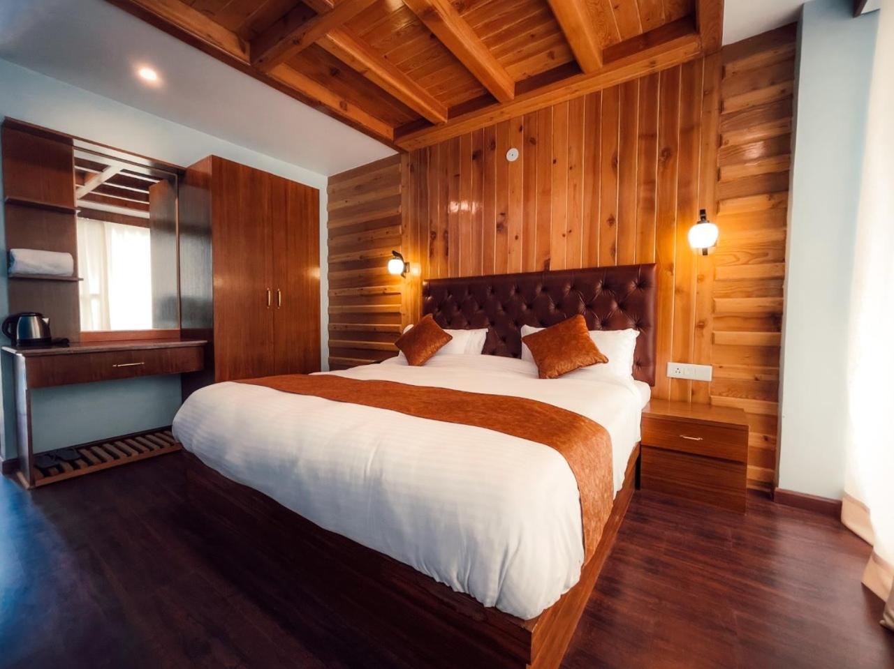 Tata Vista Resort Mall Road Manali - Centrally Heated & Air Cooled Ngoại thất bức ảnh