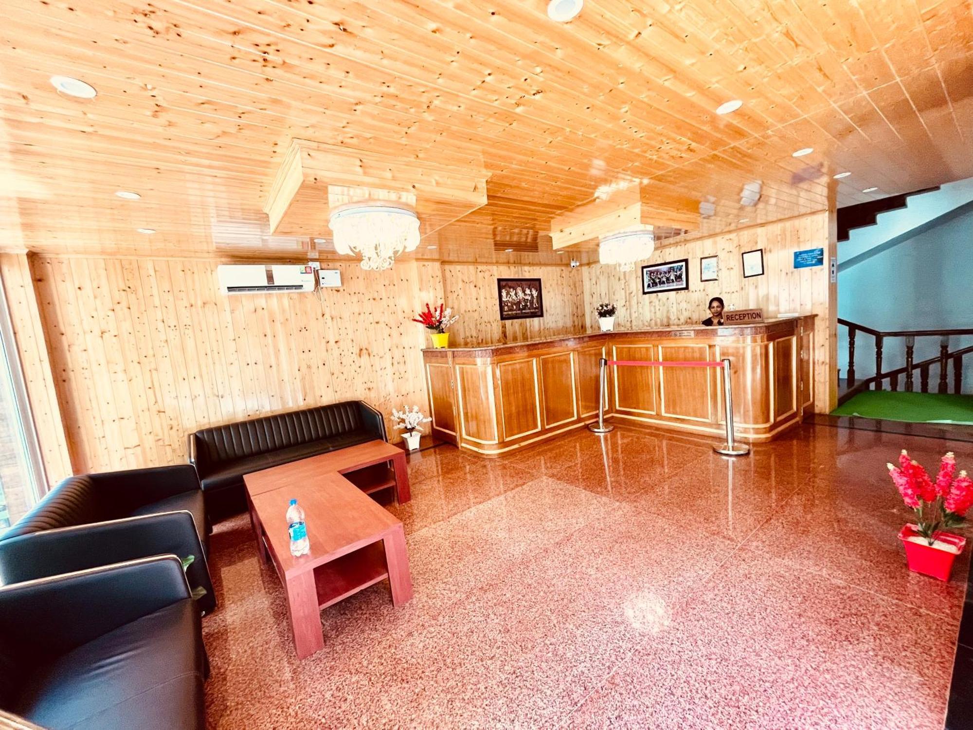 Tata Vista Resort Mall Road Manali - Centrally Heated & Air Cooled Ngoại thất bức ảnh