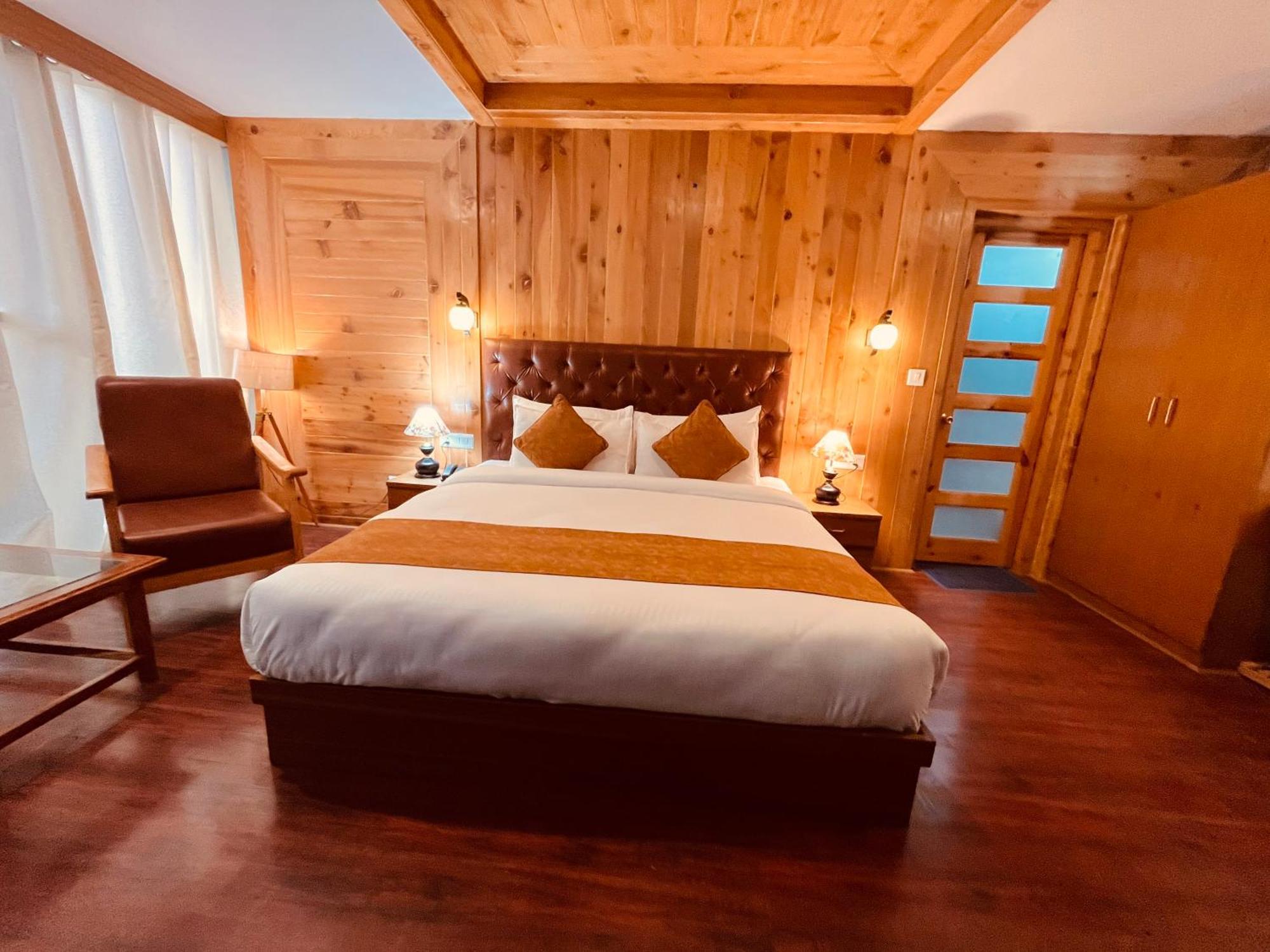 Tata Vista Resort Mall Road Manali - Centrally Heated & Air Cooled Ngoại thất bức ảnh