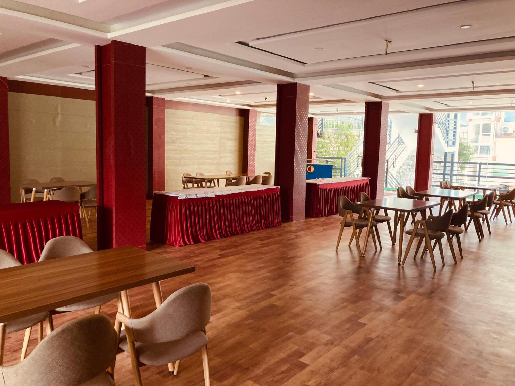 Tata Vista Resort Mall Road Manali - Centrally Heated & Air Cooled Ngoại thất bức ảnh